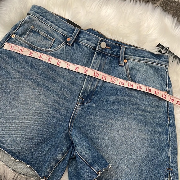 BlankNYC Mom Denim Shorts - Picture 6 of 9